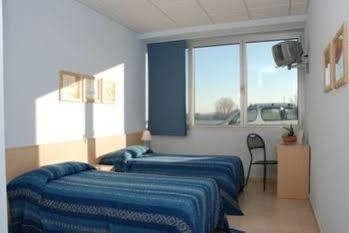 Hotel Il Chiesino Pontedera Exterior foto